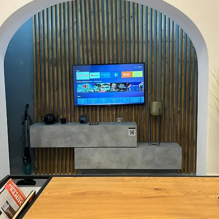Duplex Loft Close To The Sea. Apartament Pietà