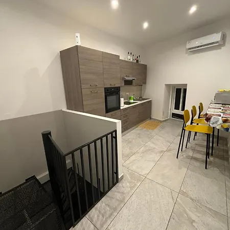 Duplex Loft Close To The Sea. Appartement